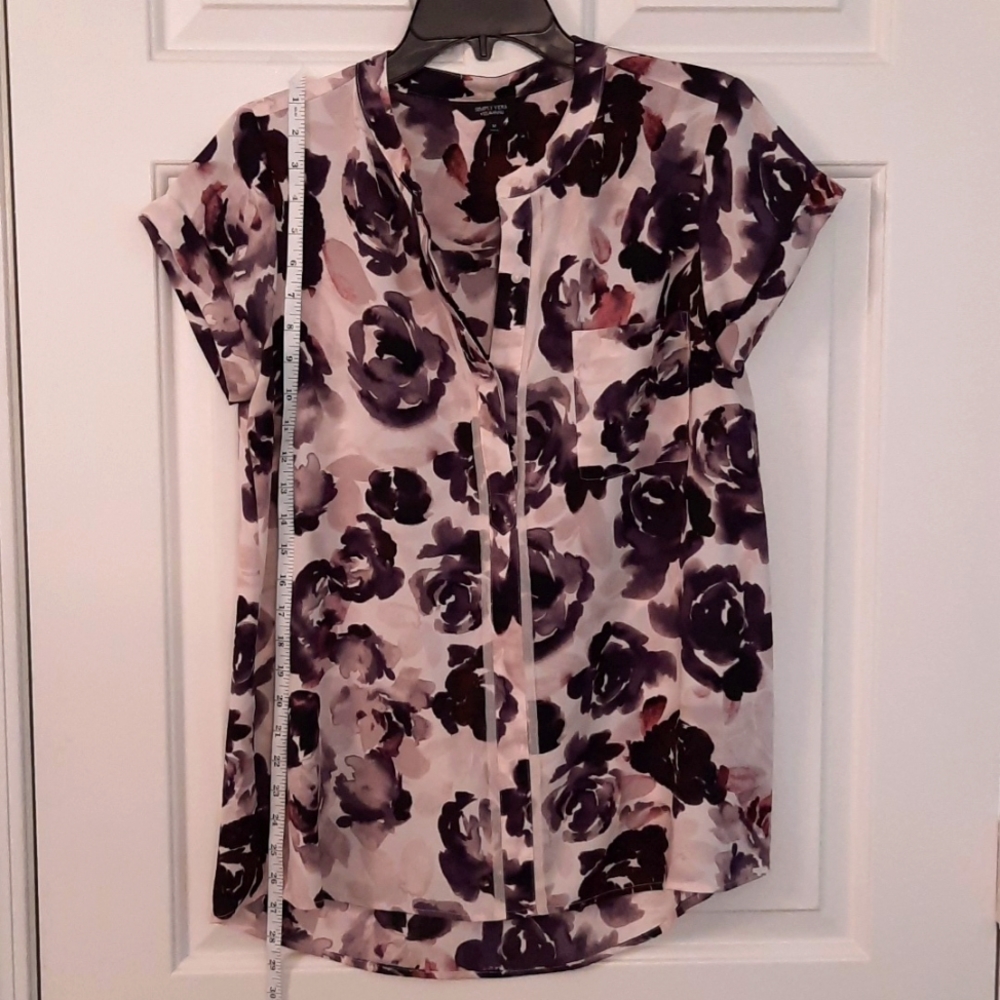 Simply Vera Vera Wang Pink and Purple Floral Blouse